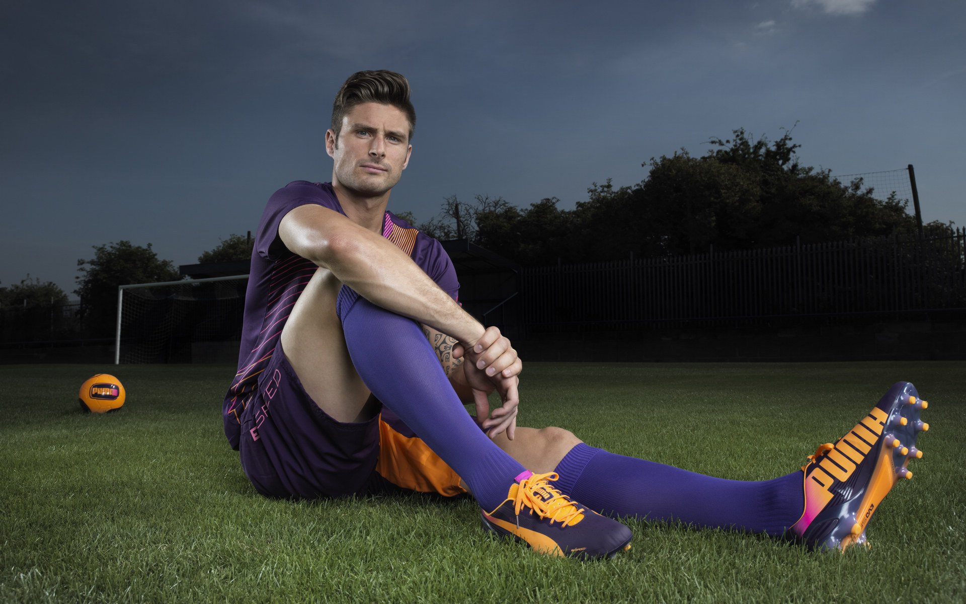 篮球让青春更加勇敢无畏，篮球让我坚强