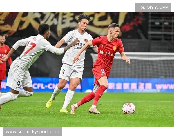 严鼎皓正式亮相辽宁铁人训练场，与老队友李提香汇合