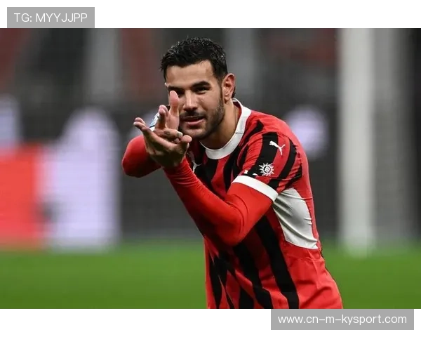 莱奥底线处脚后跟妙传,莫拉塔门前捅射得分 莱奥底线处脚后跟妙传,莫拉塔门前捅射得分