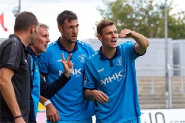 开云在线直播-国足球员心理辅导项目启动，足球运动员比赛心理分析