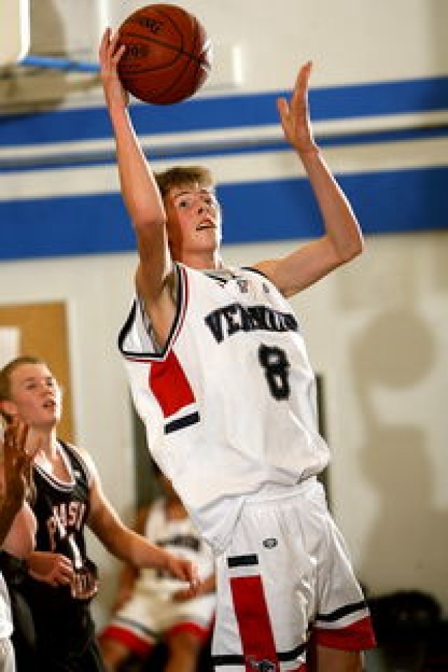 Kaiyun(中国)开云-新星崛起点亮中国篮球未来，中国未来蓝球之星